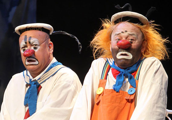 «Ah-Yah-Yah, Reviu», 15/042012.